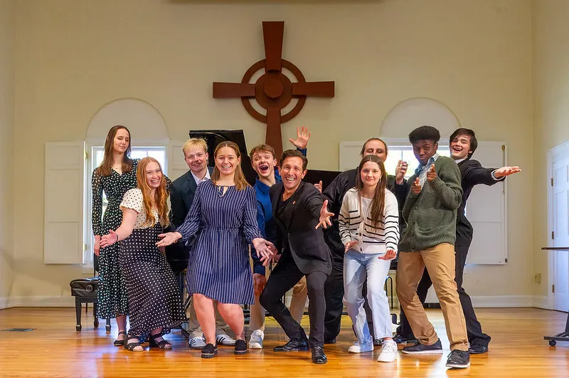 Aaron Blake and regional students in Fall 2024