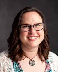 Jennifer Mongold's headshot